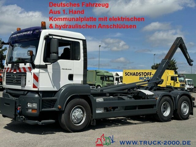 Truck MAN TGA 26.440 6X4 BL