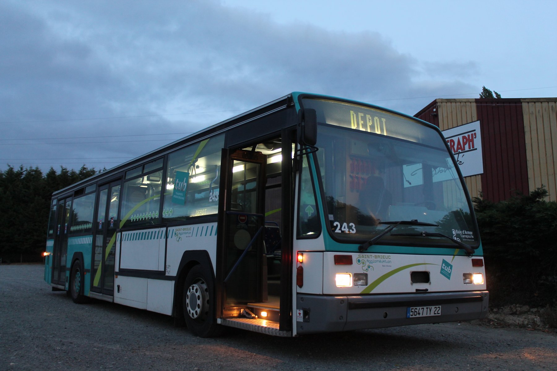 Van Hool 2K2001