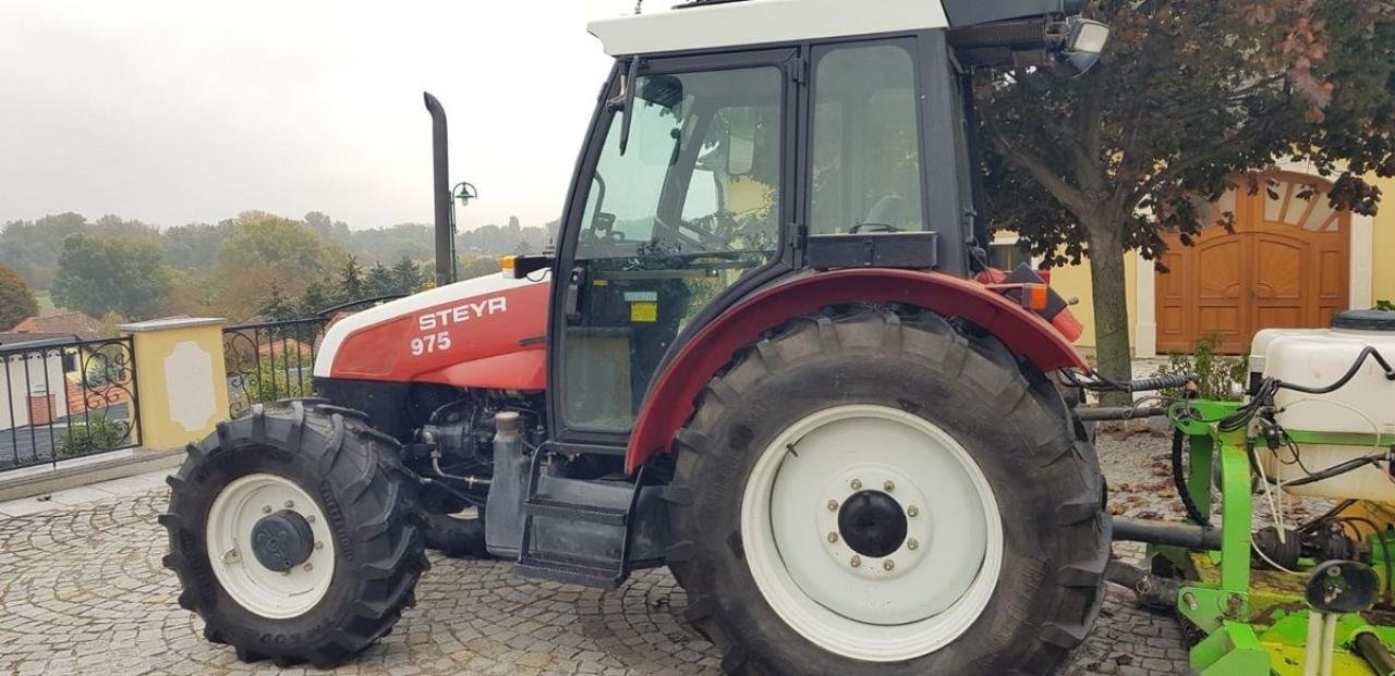 Traktor Steyr (SLT) 975