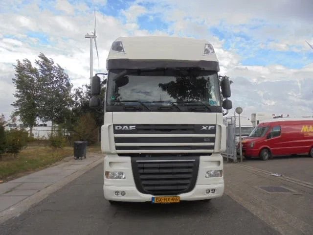 Truck DAF XF105.410 4X2