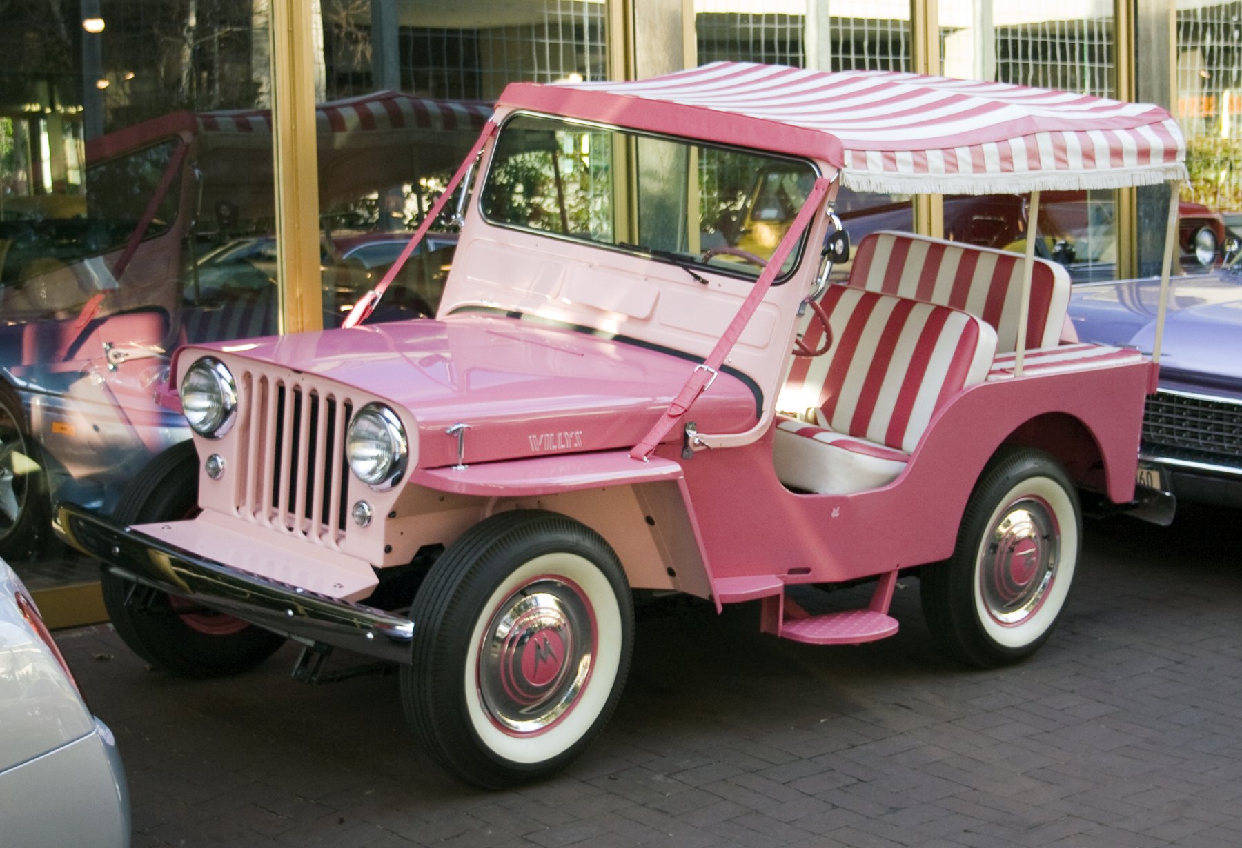 Van Jeep DJ 5