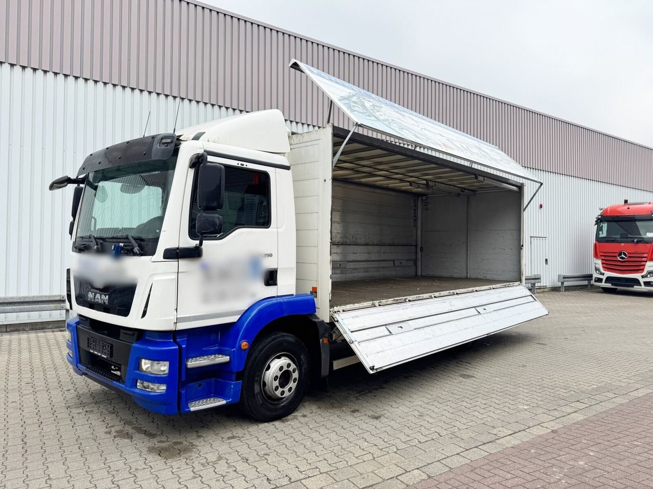 Truck MAN TGM 15.250 LL