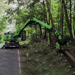 Sennebogen Compact timber handler of the modern G-series
