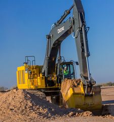 John Deere 670G LC