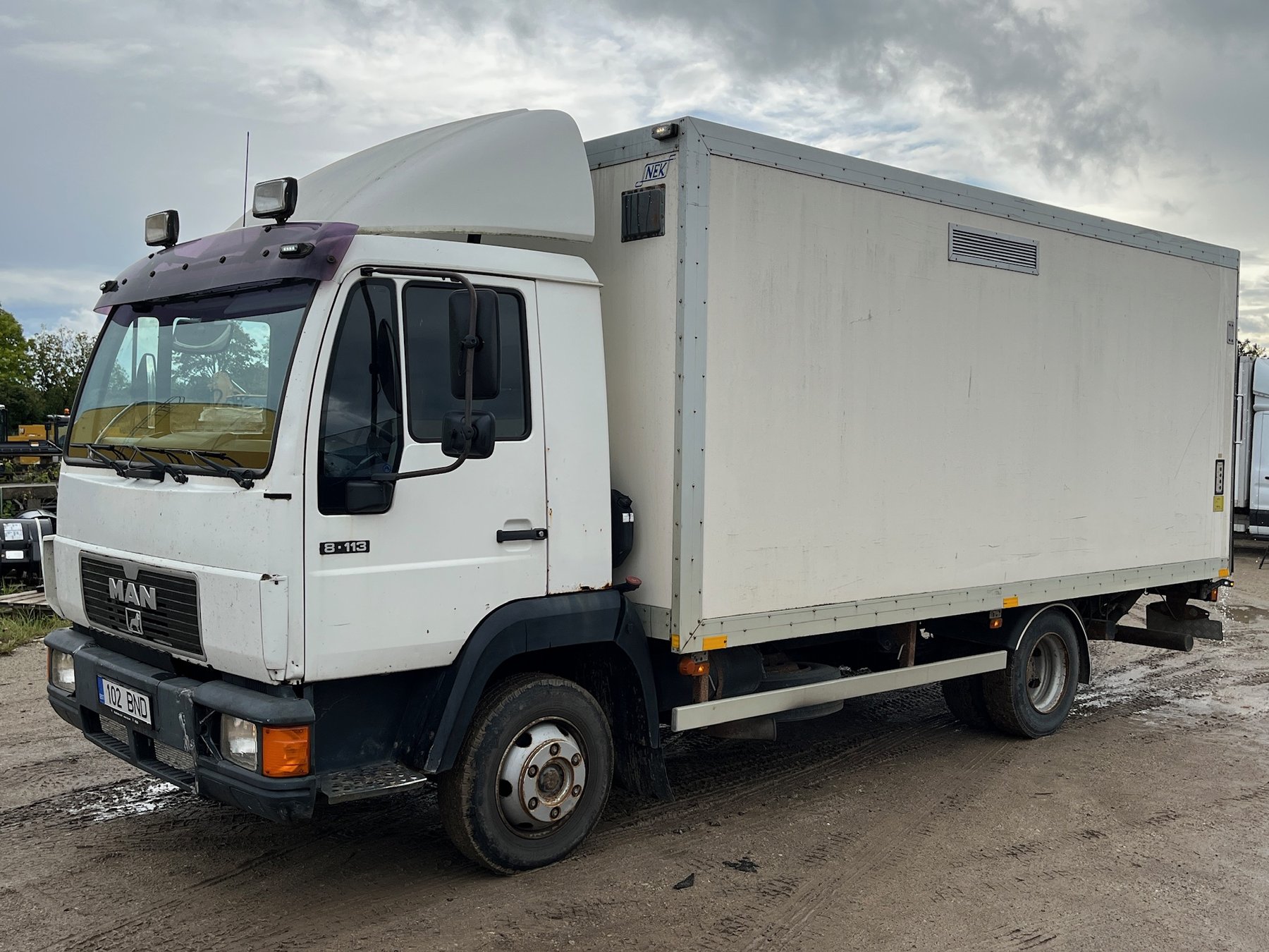 Truck MAN 8.113 LC-7.5/365