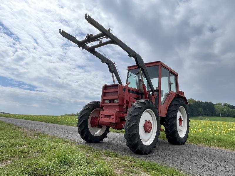 Tractor Renault 58-12 MX