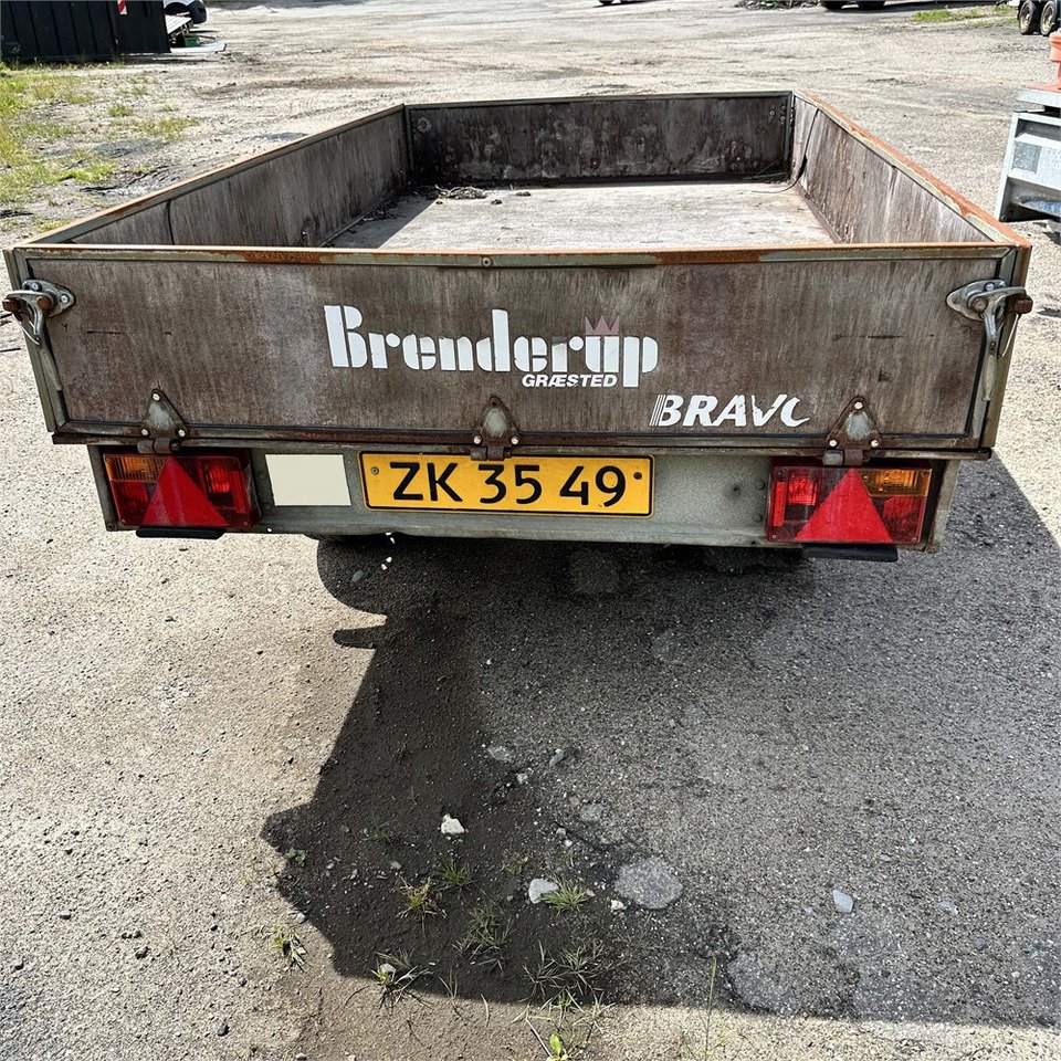 Quality Trailers C G 82