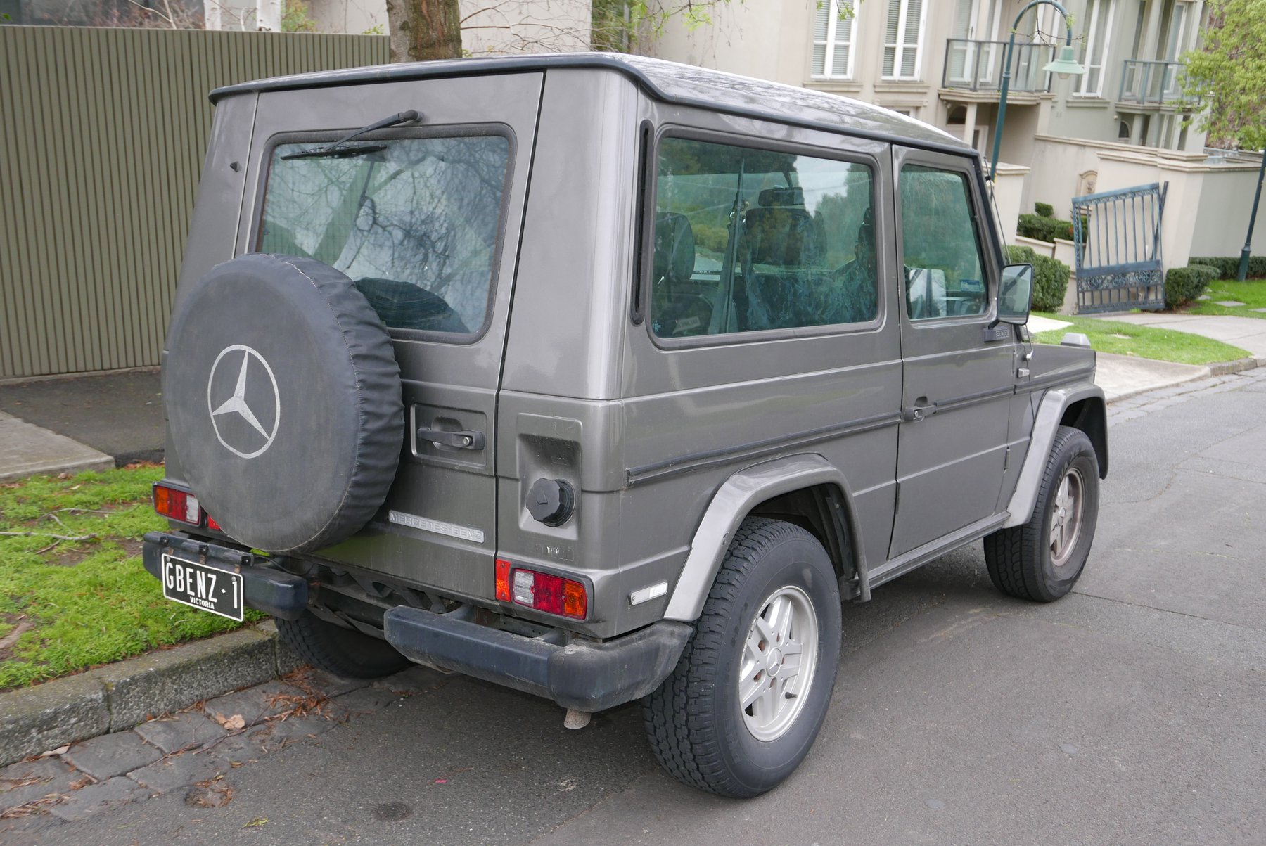 Van Mercedes Benz 230 GE LANG