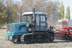 KhTZ XTZ-240