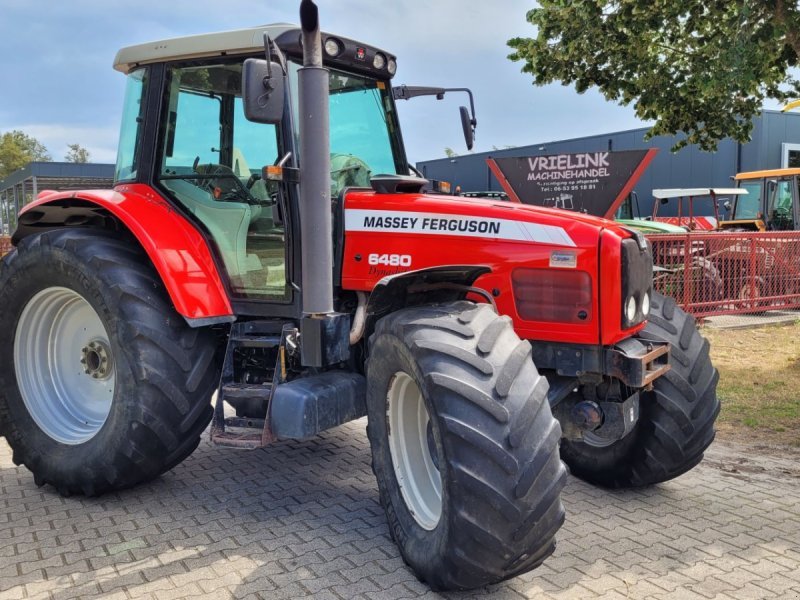 Tractor Massey Ferguson 6480 DYNASHIFT