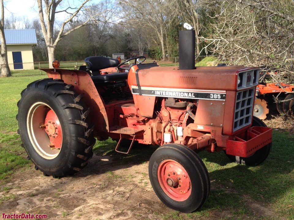 Heavy-duty on-road engines International S385