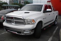 Dodge CREW CAB