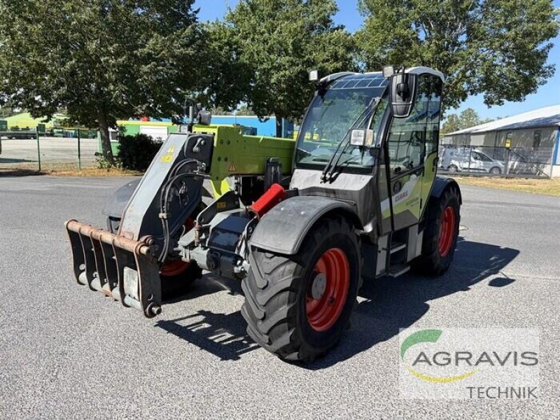 Tractor CLAAS SCORPION 741 VARIPOWER
