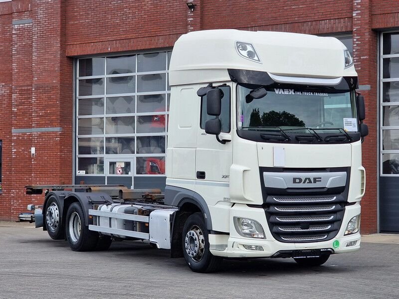Van DAF PE 04 BN