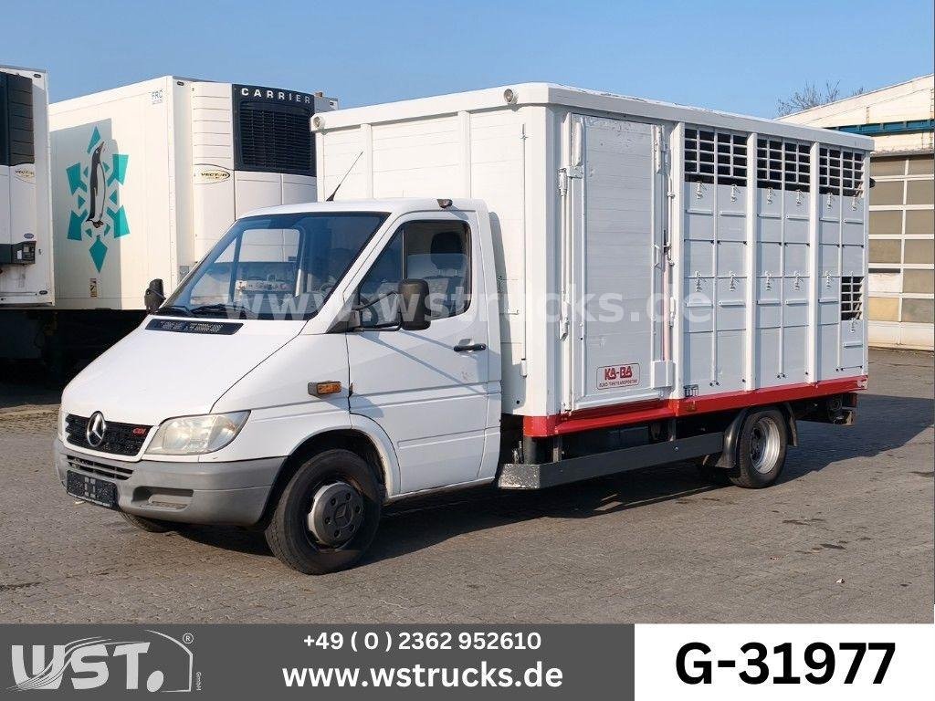 Truck Mercedes Benz M-B 616 CDI