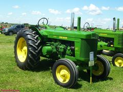 John Deere 80