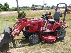 Massey Ferguson GC2400