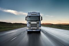 Scania R 12 LB-B-ARA9-6X2/490+136