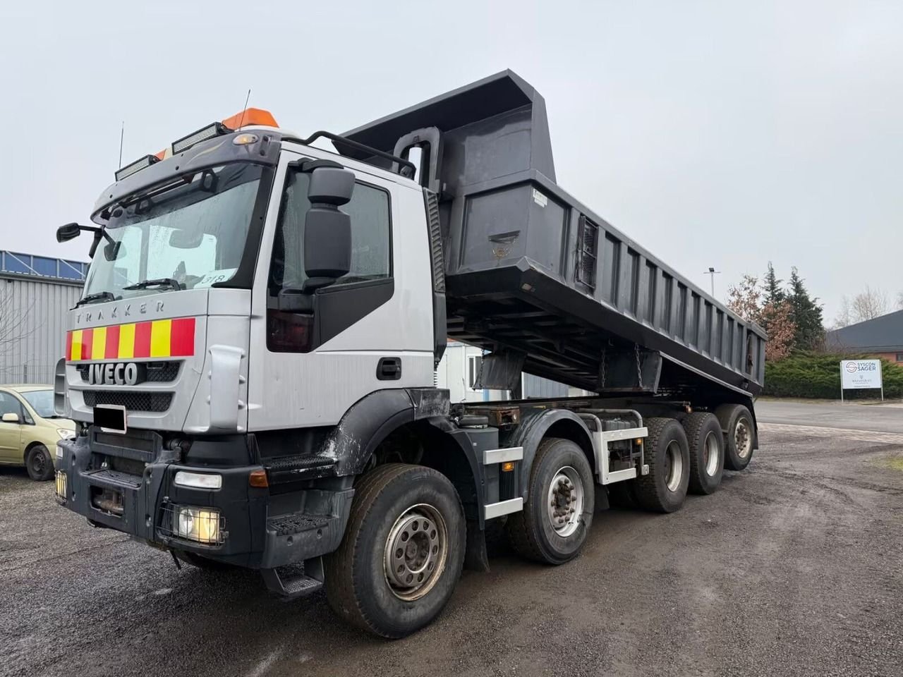 Iveco TRAKKER 10X8