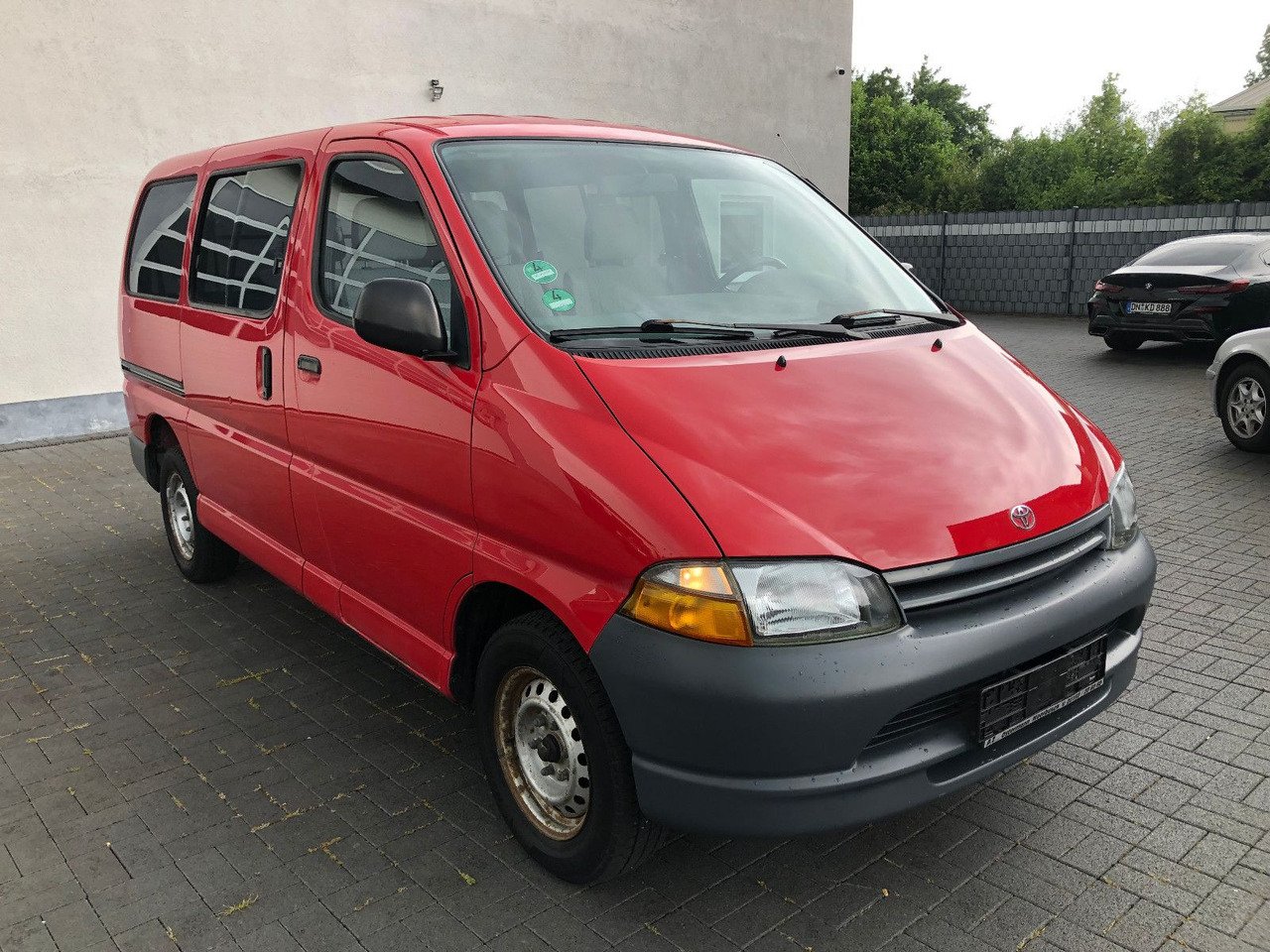 Van Toyota HIACE 2,7