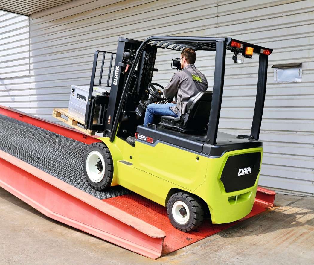 Wózki elektryczne CLARK EPX30i