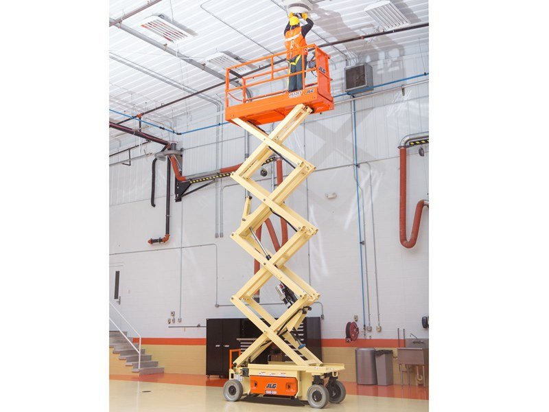 Aerial work platforms JLG 2632ES