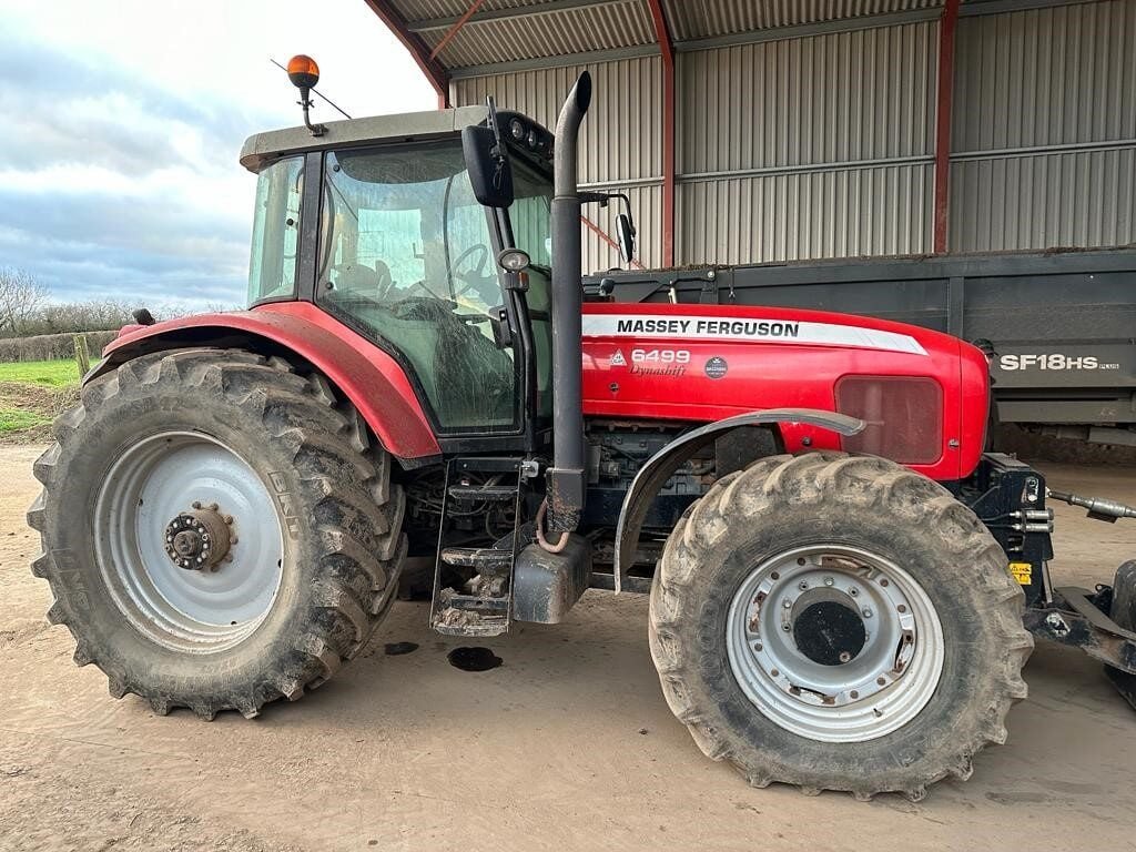 Tractor Massey Ferguson MF 6499