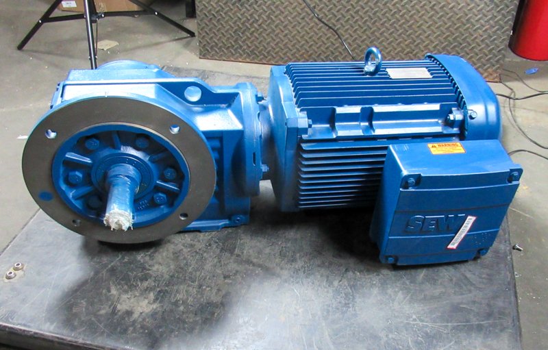 Electric motor SEW-EURODRIVE DRN160M4