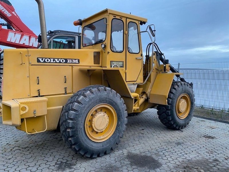 Volvo 4300