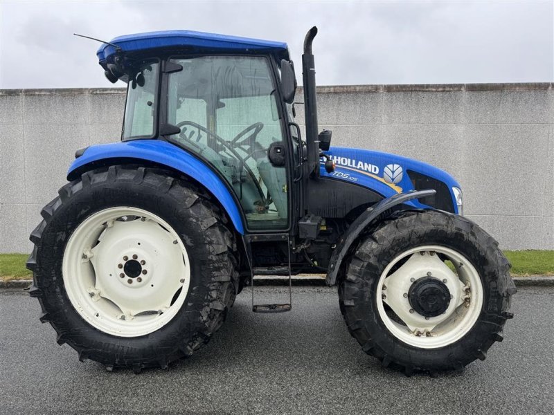 Tractor New Holland TD5.105
