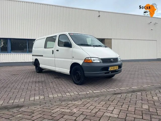 Van Toyota 2.5 D4-D 100 EM LANG
