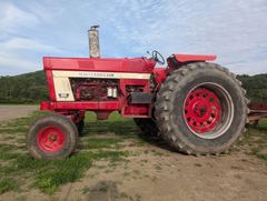 International Harvester 966
