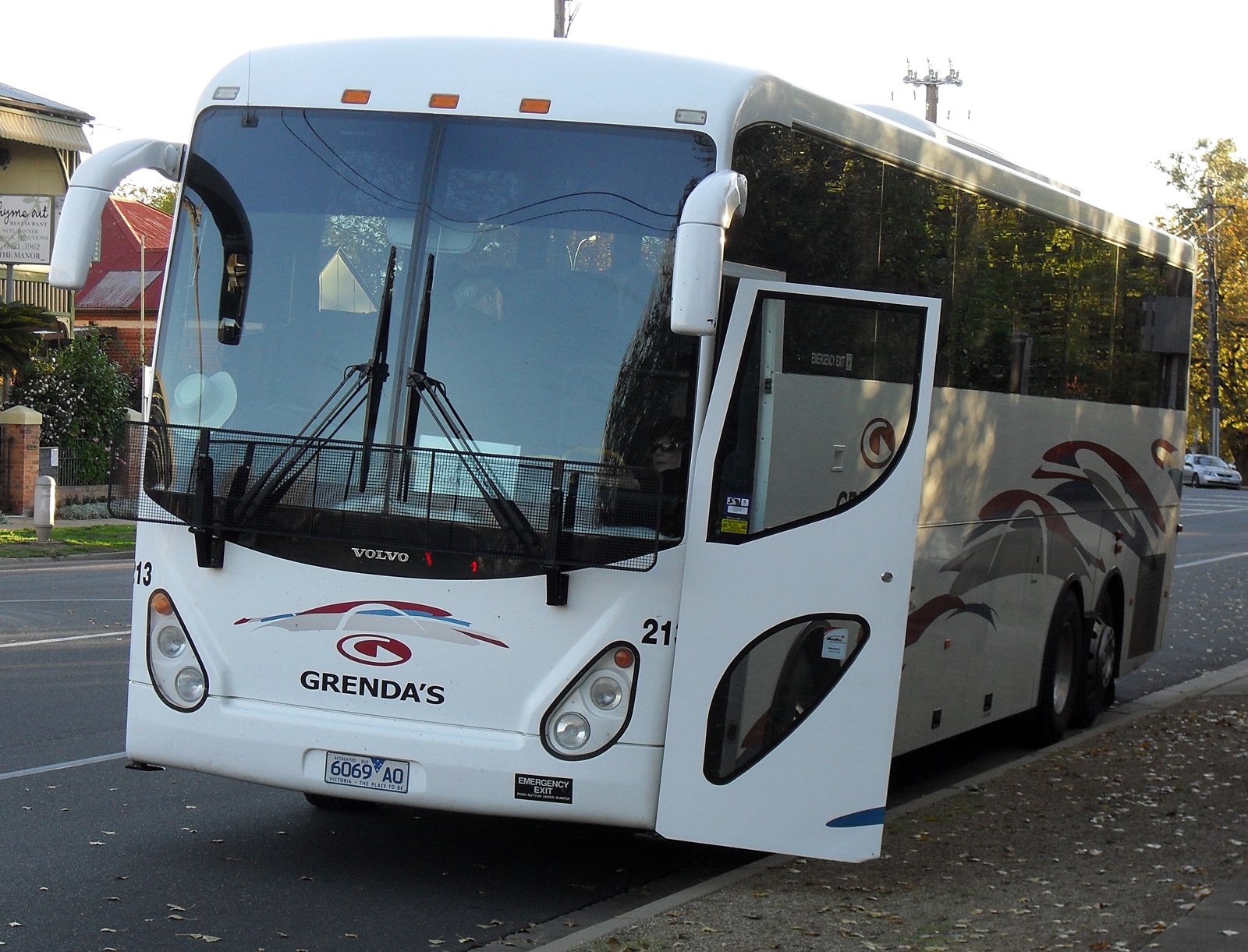 Buses & coaches Volvo B12BLE