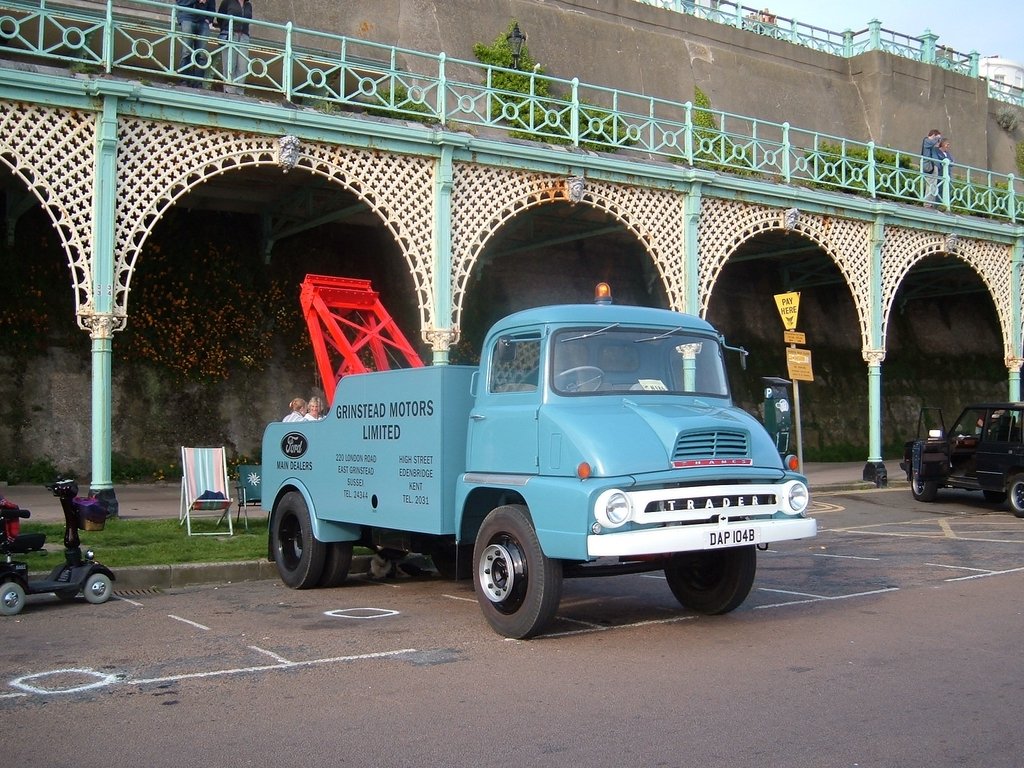 Truck Ford THAMES NC-TRADER