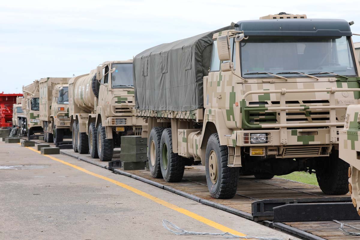 Tactical trucks Shaanxi SX2190