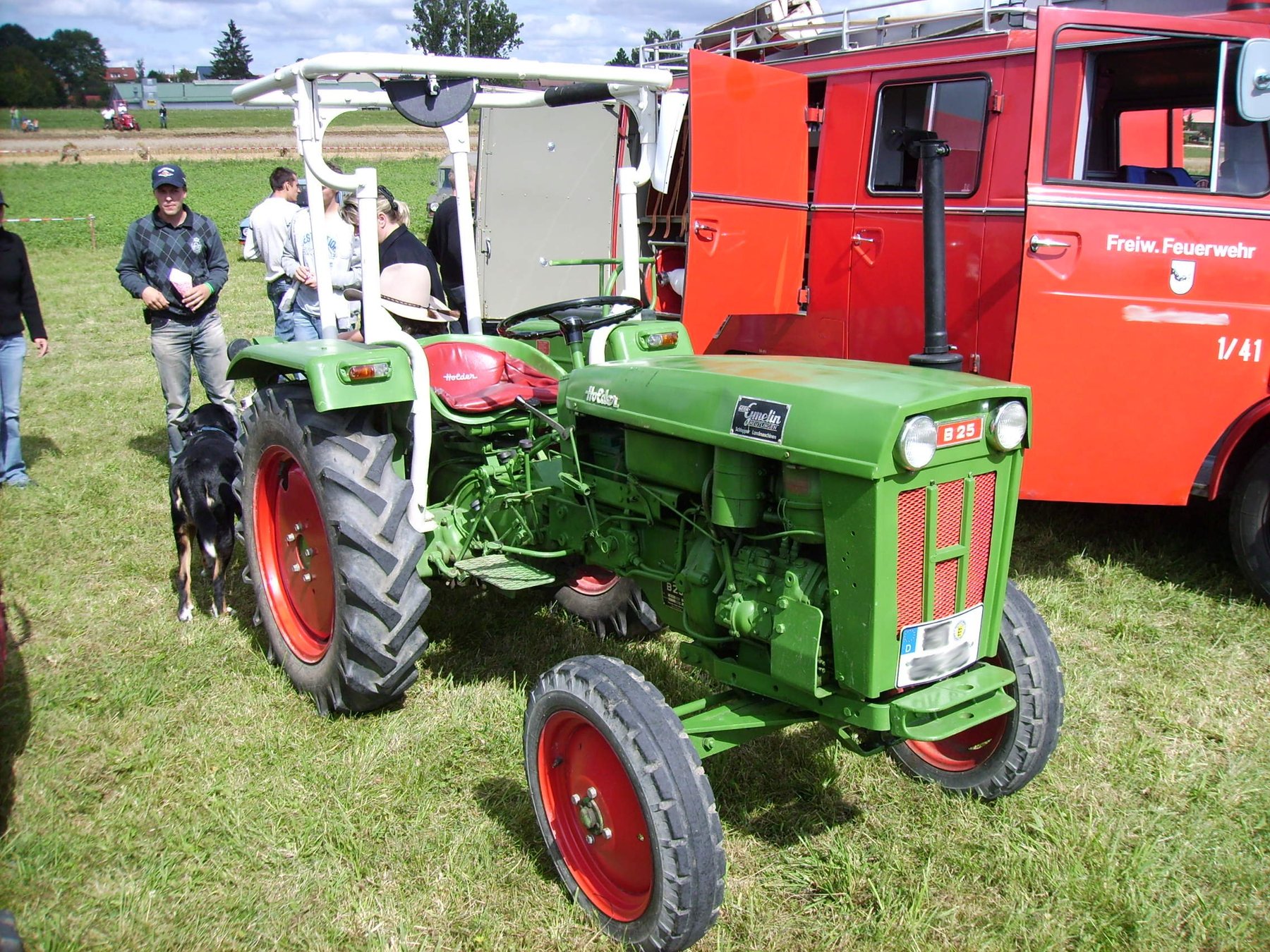 Tractor Holder B 250