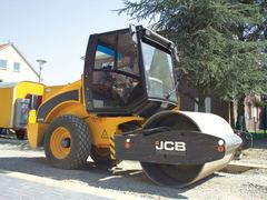 JCB VM75D