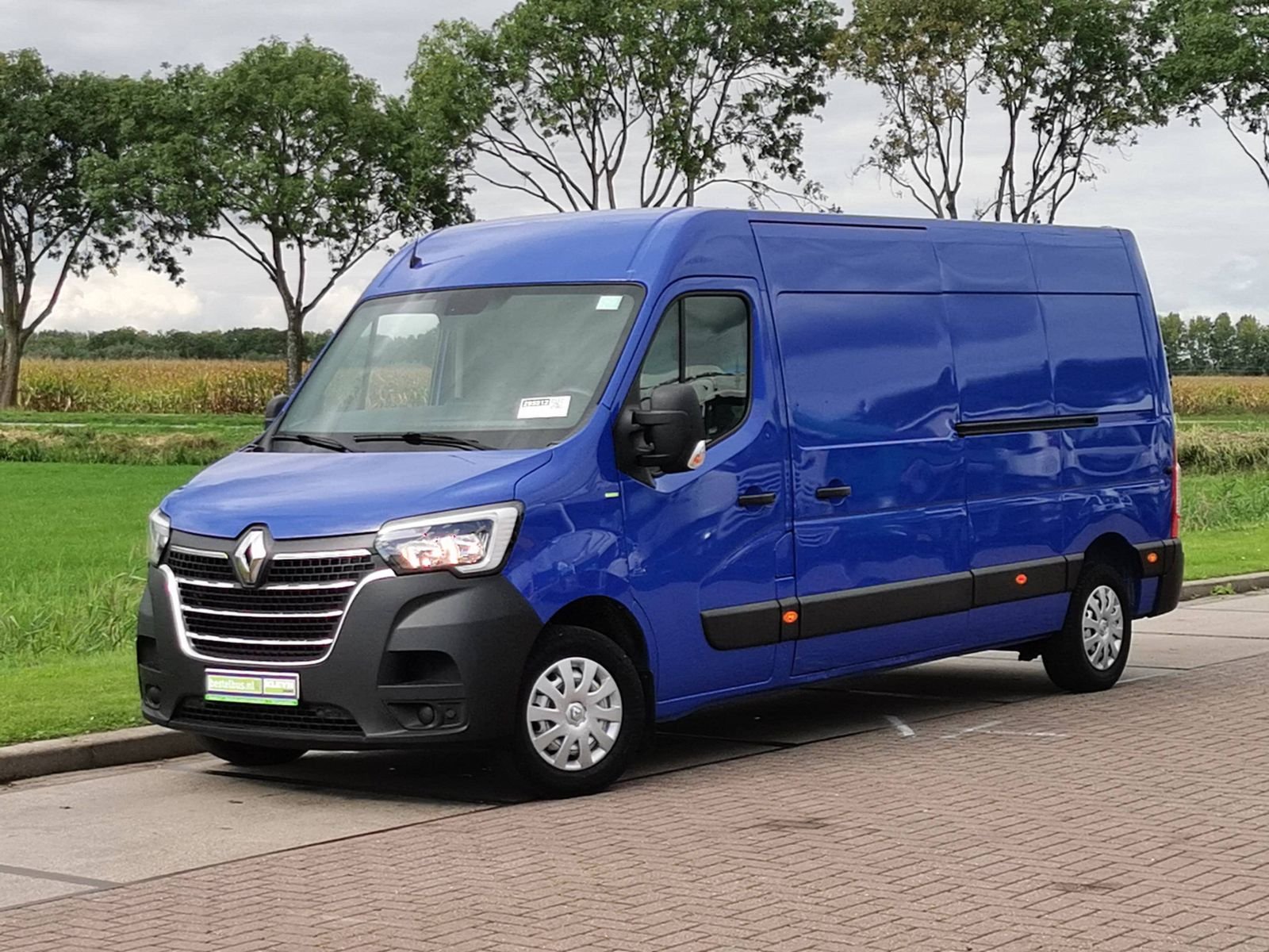 Transporter Renault T 35 2,5 DCI Q 107KW