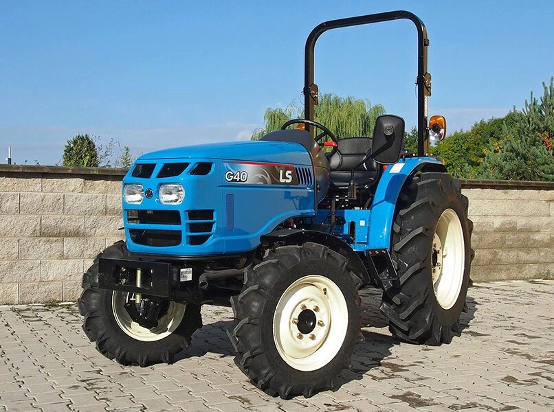 Traktor LS G38