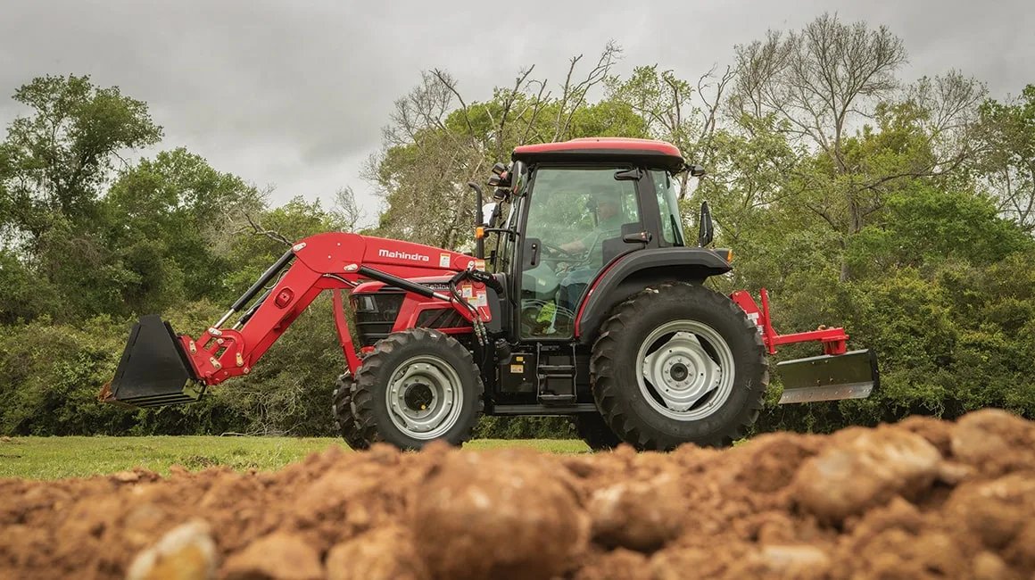 Traktor Mahindra 6000