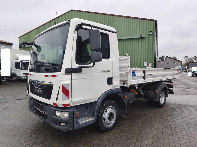 Cab & chassis MAN MAN TGL 8.220 4x2