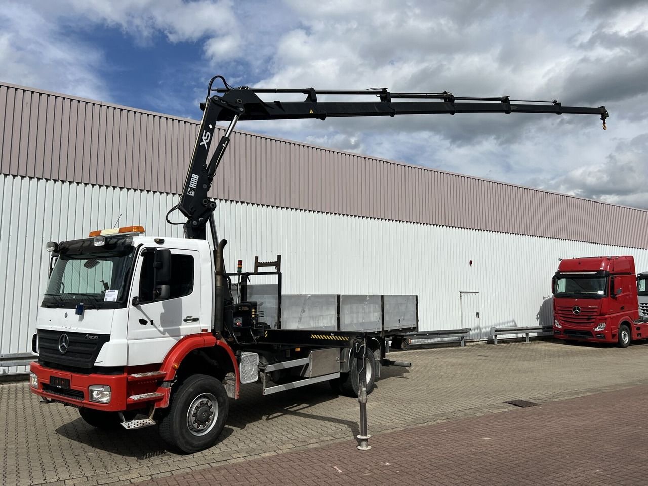 Truck Mercedes Benz AXOR 1828L
