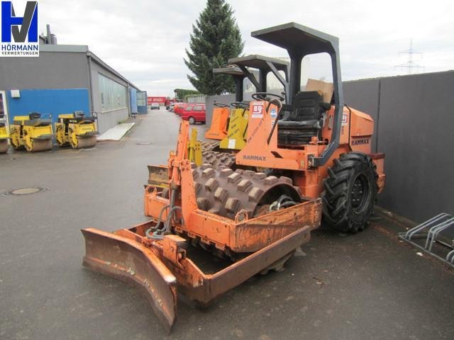Straßenbaumaschine Rammax RW1800PT