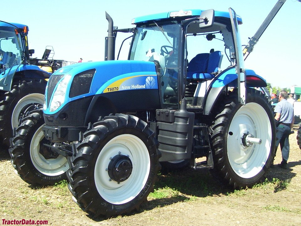 Tractor New Holland T6070 Elite 2WD