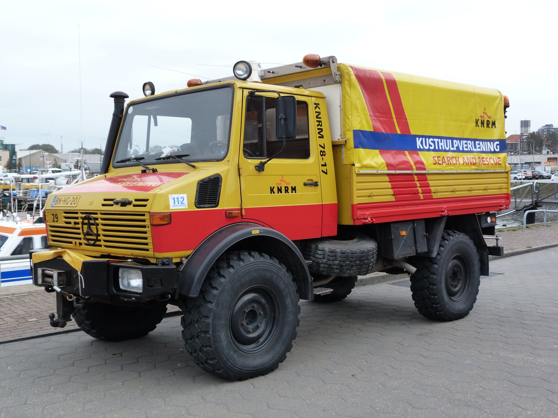 Truck Mercedes Benz UNIMOG 435
