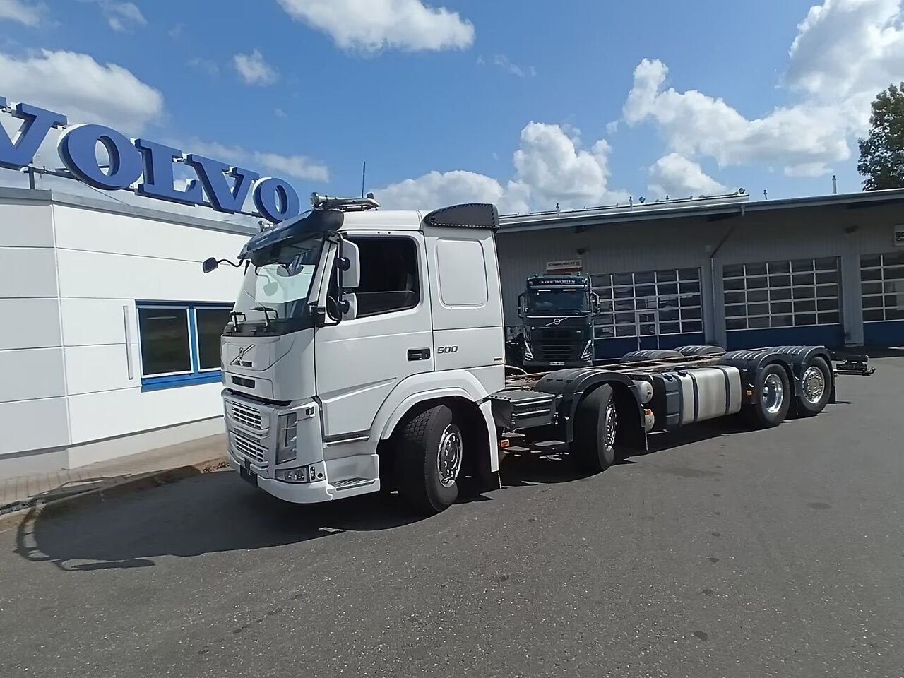 Truck Volvo FM 8X2