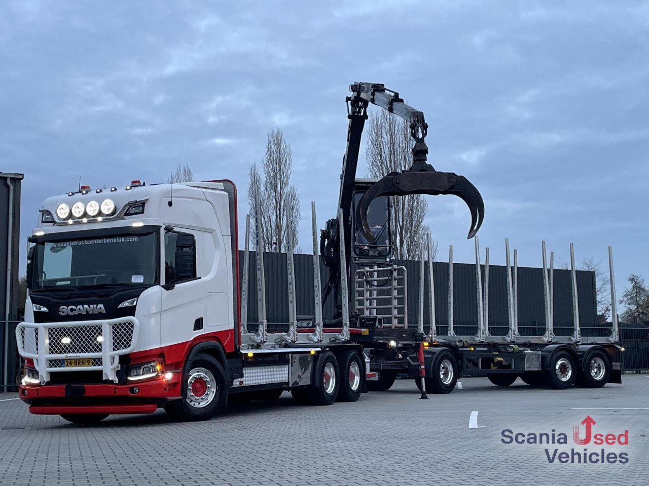Truck Scania R 650 B6x4NB