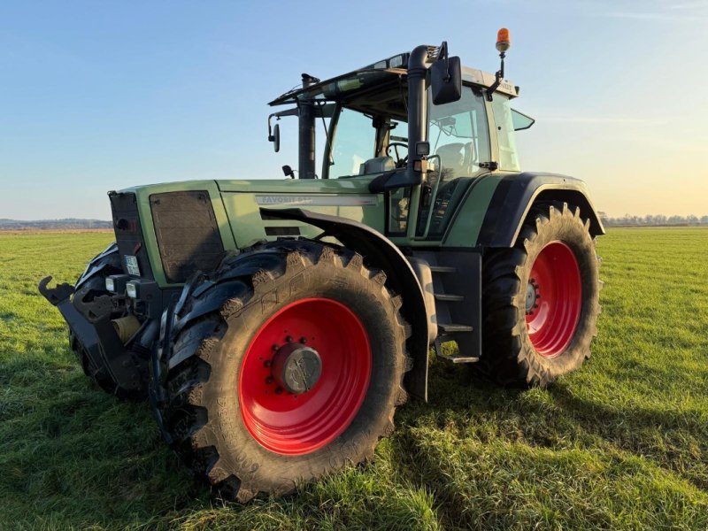 Tractor Allied 243F