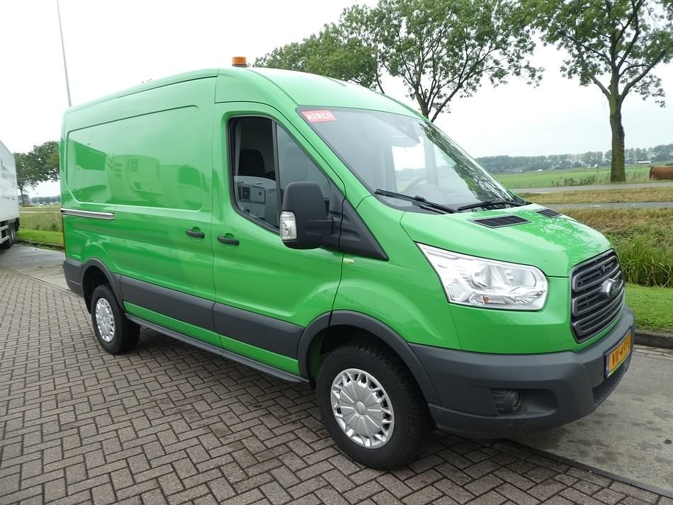 Van Ford TRANSIT 350L 125 MR 4.63