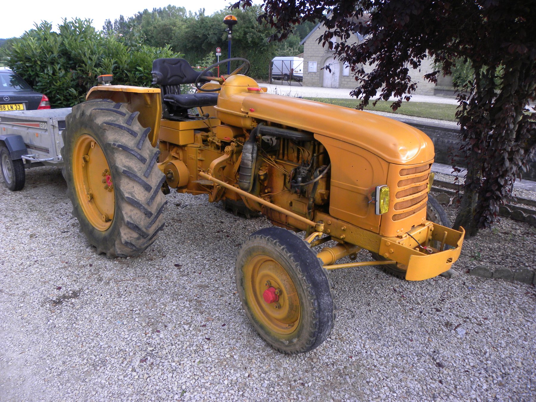 Tractor Renault RB 140